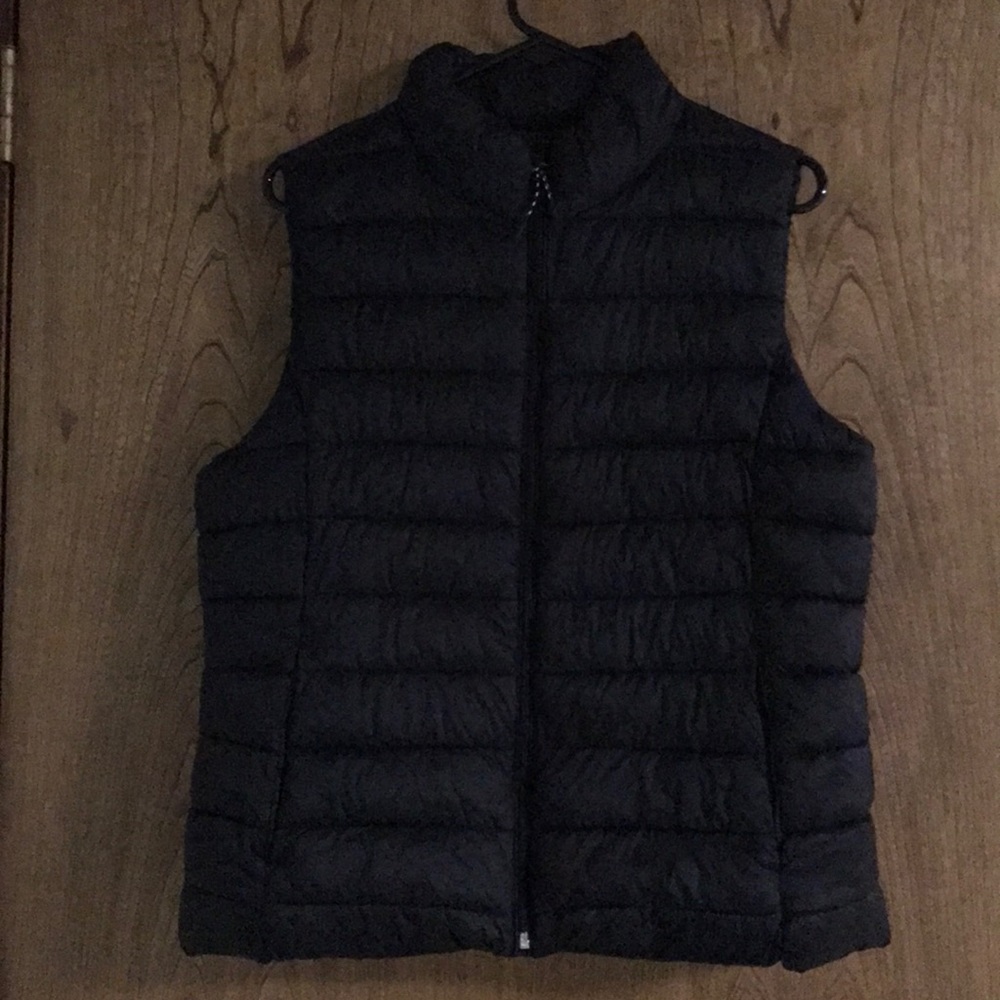 Black Puffy Vest